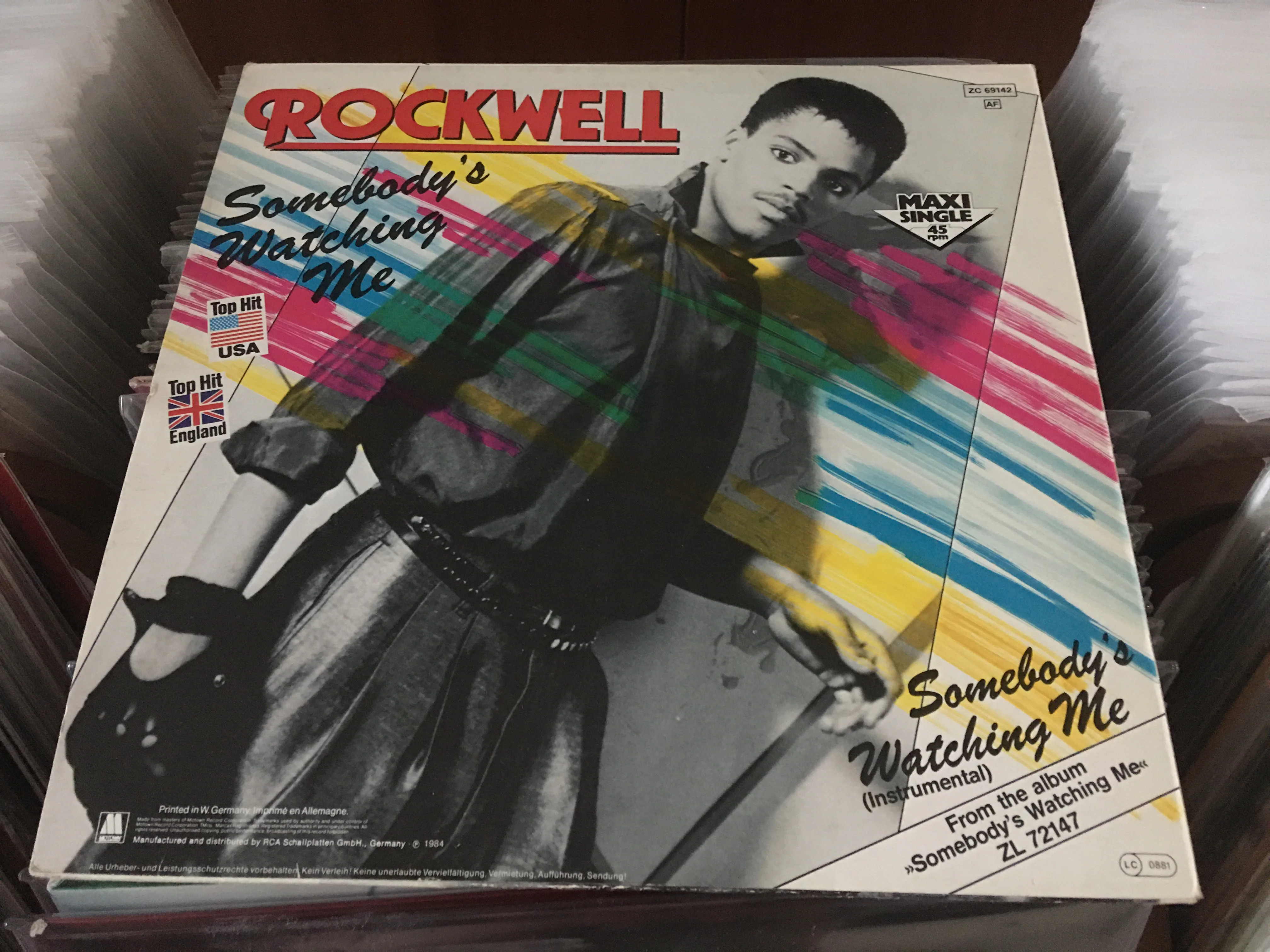 [Pre-owned] Rockwell - Somebody's Watching Me 12" Maxi-Single 45rpm (Out Of Print) (Graded:NM/EX) - Image 2