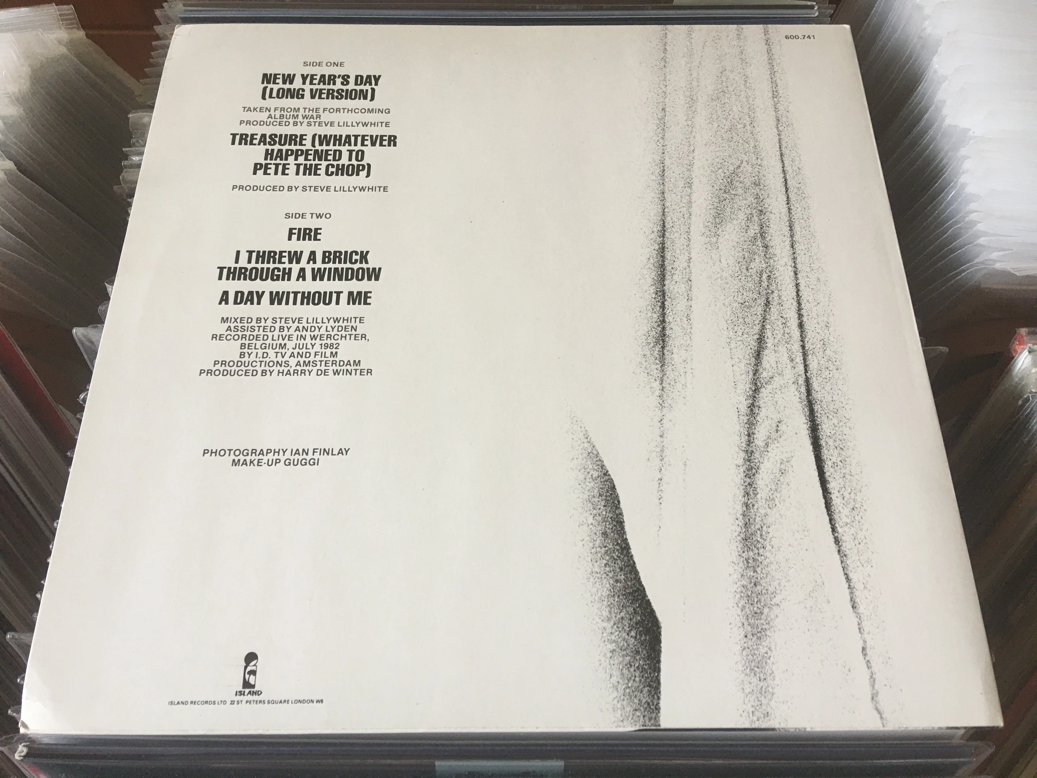 [Pre-owned] U2 ‎– New Year's Day (Long Version) 12" Maxi-Single 45rpm (Out Of Print) (Graded:NM/NM) - Image 2